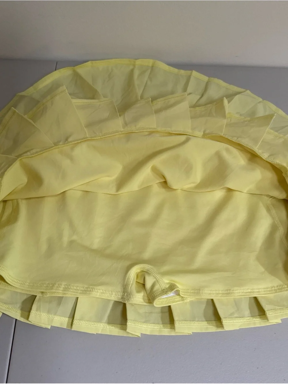 ALO Yoga Yellow Layered Pleated Skater Skirt